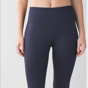lululemon zone in crop tights
